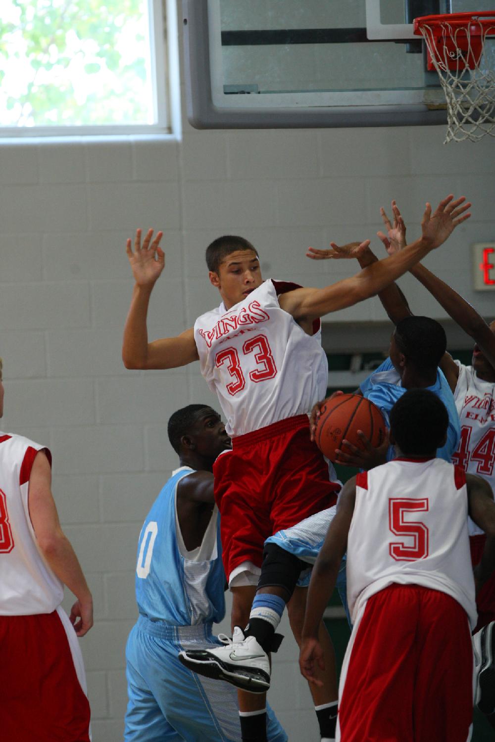 7/6/11
Arkansas Democrat-Gazette/STEPHEN B. THORNTON
Montgomery TarHeels versus Arkansas Wings Elite during their AAU basketball game Wednesday afternoon at Philander Smith College.