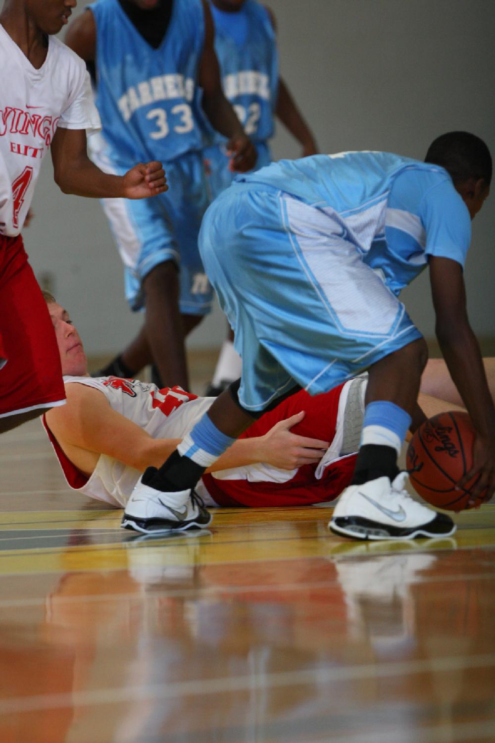 7/6/11
Arkansas Democrat-Gazette/STEPHEN B. THORNTON
Montgomery TarHeels versus Arkansas Wings Elite during their AAU basketball game Wednesday afternoon at Philander Smith College.