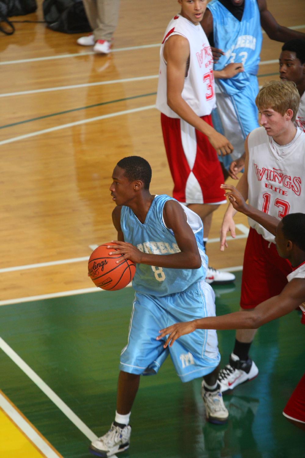 7/6/11
Arkansas Democrat-Gazette/STEPHEN B. THORNTON
Montgomery TarHeels versus Arkansas Wings Elite during their AAU basketball game Wednesday afternoon at Philander Smith College.