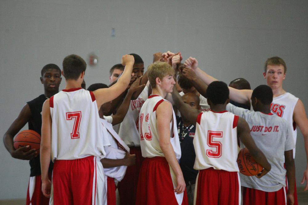 7/6/11
Arkansas Democrat-Gazette/STEPHEN B. THORNTON
Montgomery TarHeels versus Arkansas Wings Elite during their AAU basketball game Wednesday afternoon at Philander Smith College.