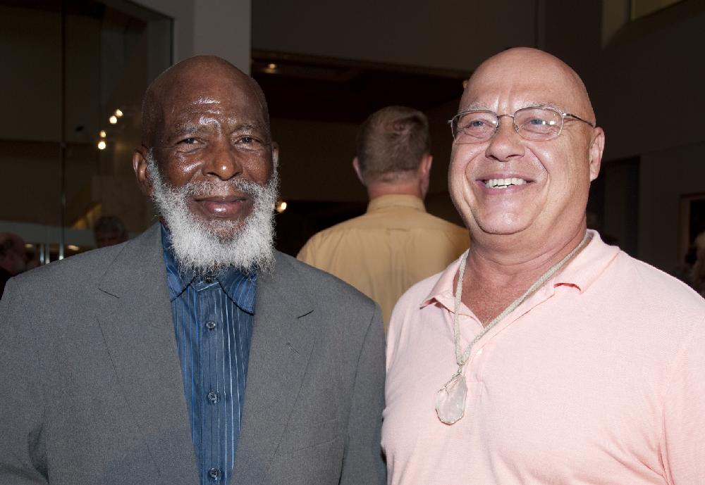 Arkansas Democrat Gazette Photo/CARY JENKINS
Alonzo Ford of Lexa with Gary Ludwig of Little Rock