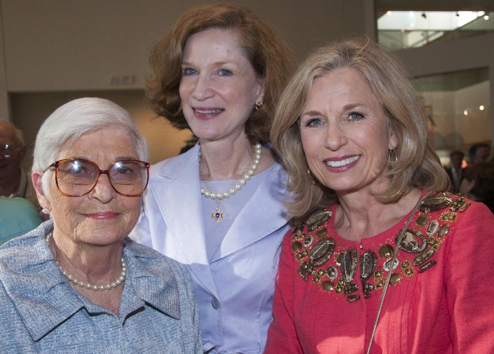 Arkansas Democrat Gazette Photo/CARY JENKINS
Jane Wilson, Sharon Bailey and incoming Board of Trustees President Chucki Bradbury
