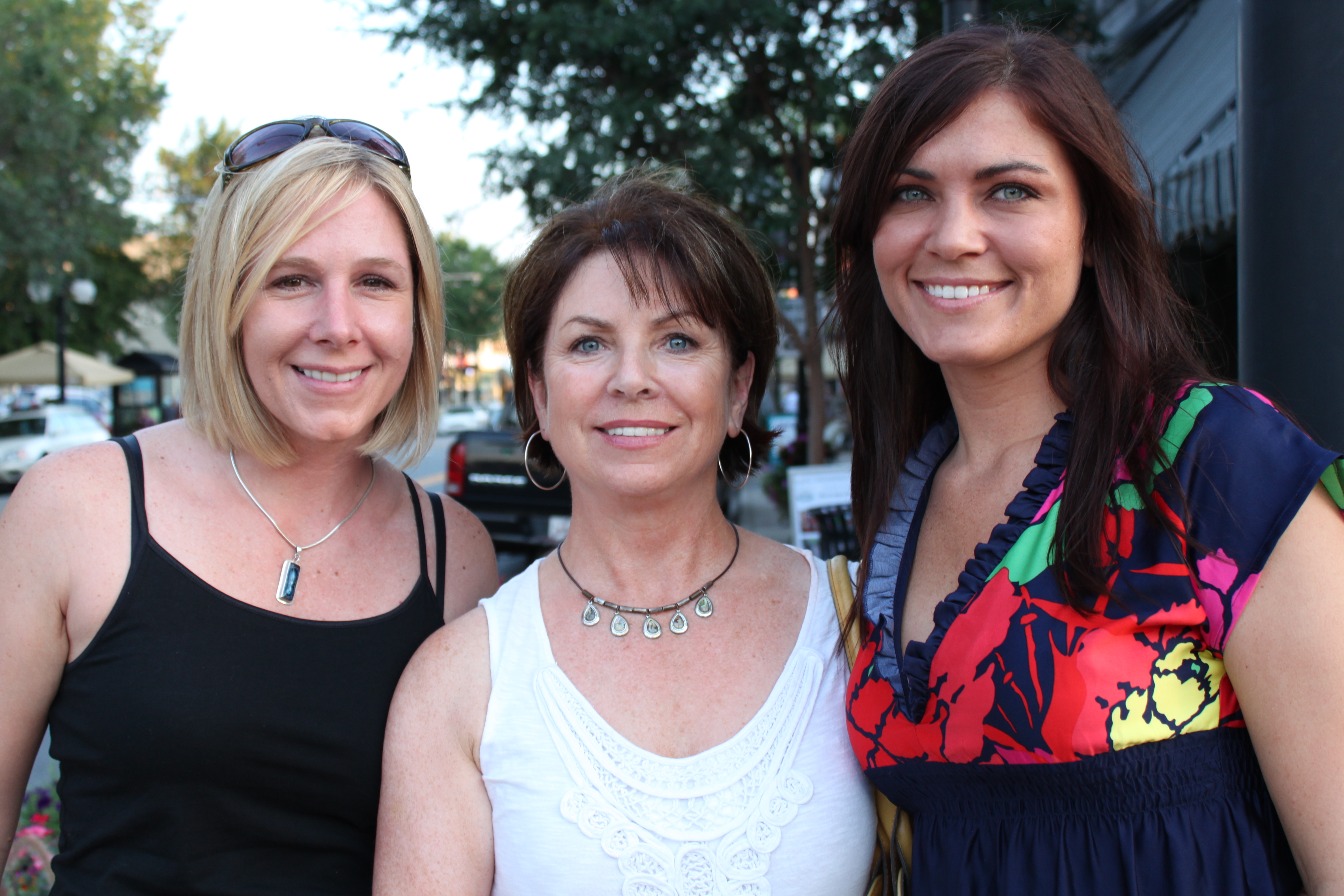 Tammy Snyder, Colette O'Connor and Chelsea O'Connor