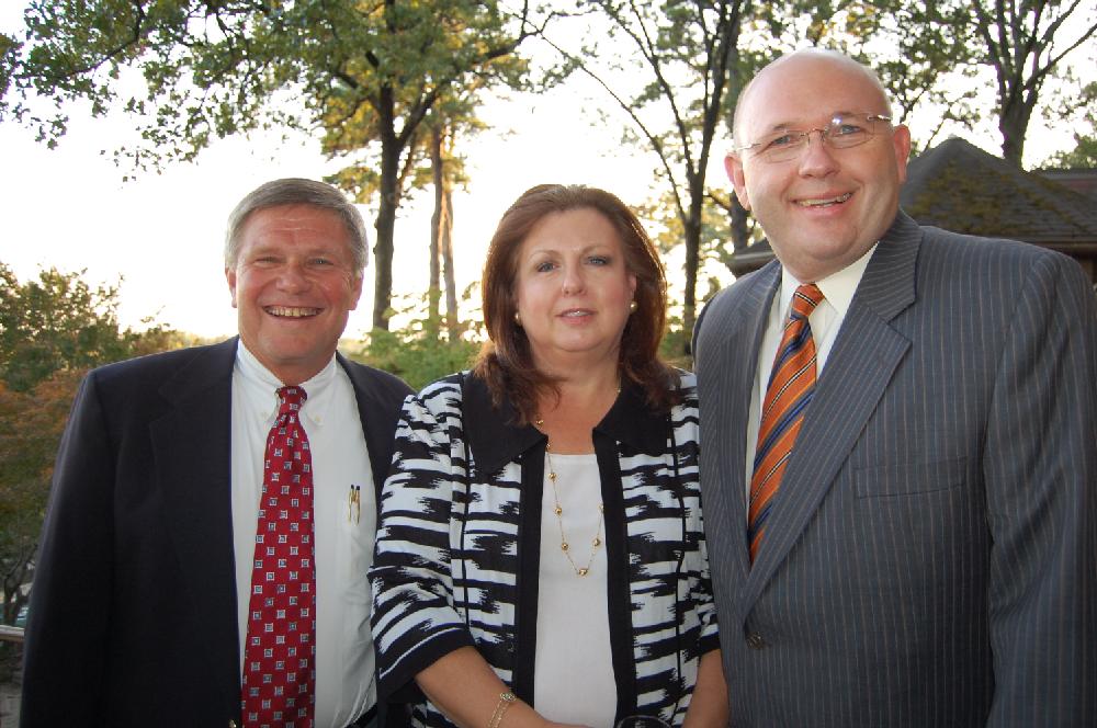 Jim Faulkner with Deborah and Ray Dillion