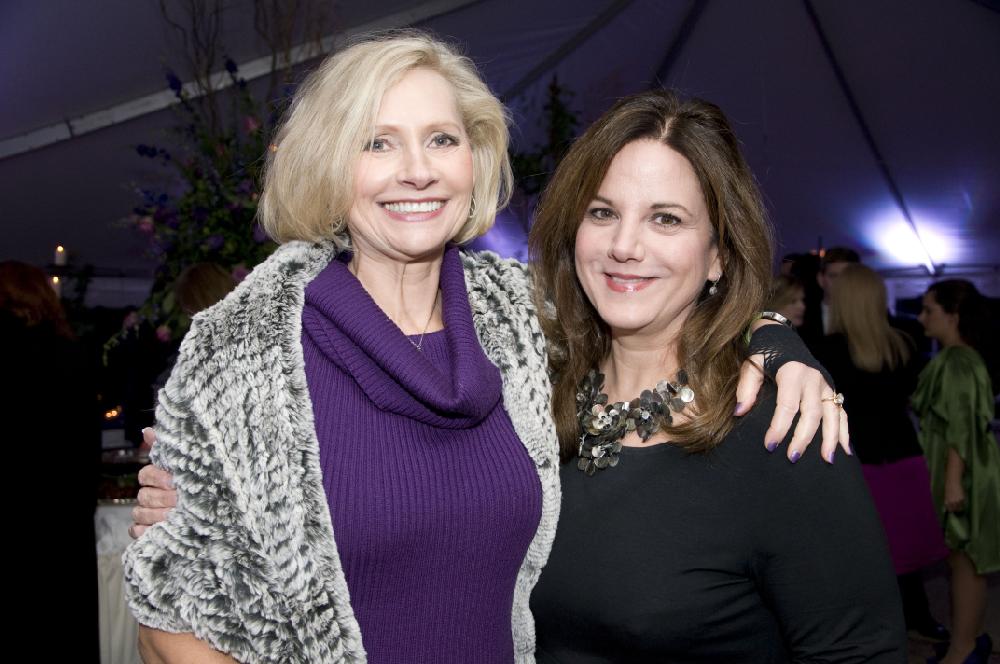 Arkansas Democrat-Gazette/CARY JENKINS
 

Phyllis Britton and Michelle Miller, both of Little Rock
