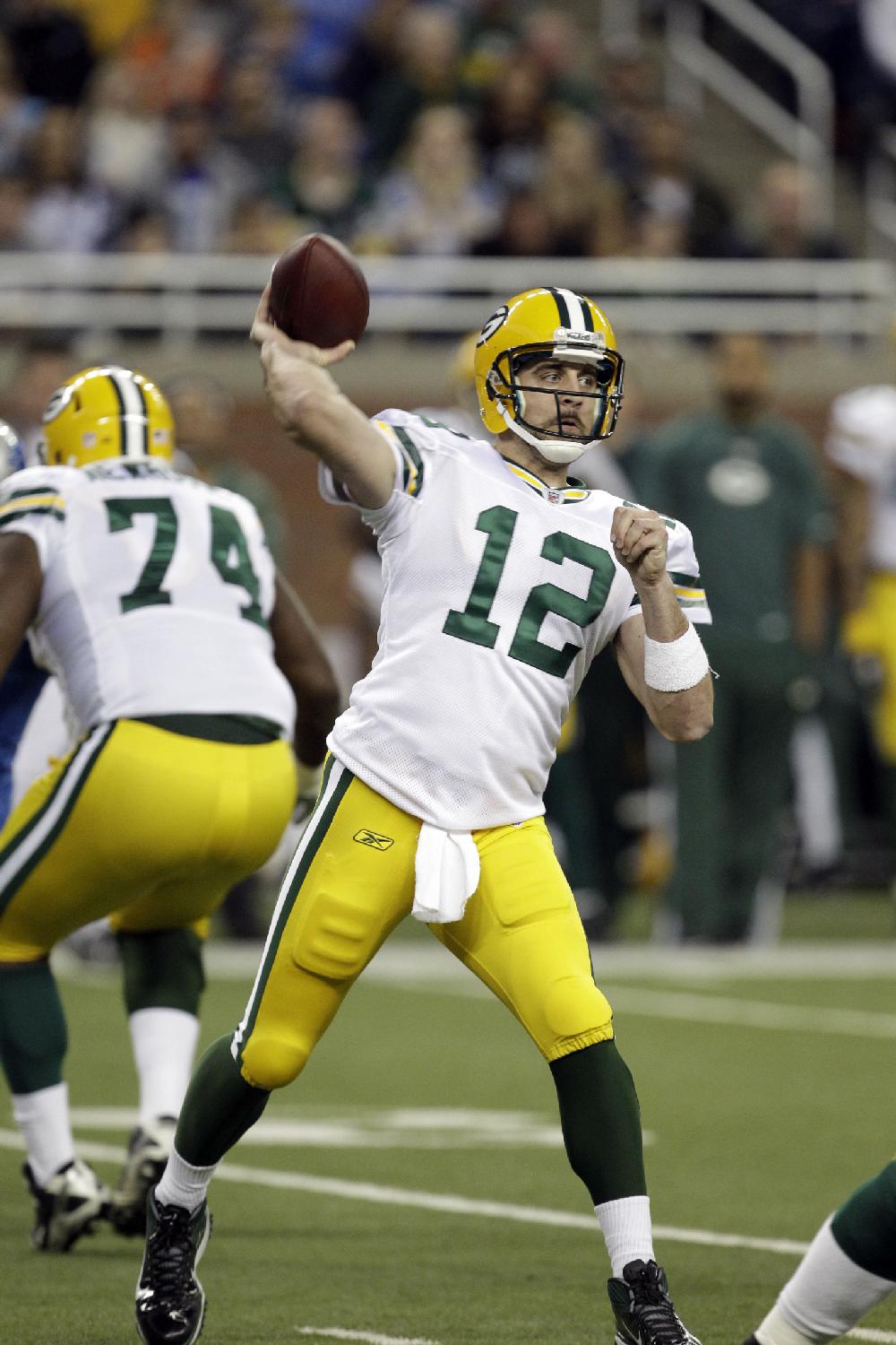 Mental Mistakes Frustrate Aaron Rodgers in Packers' Loss at