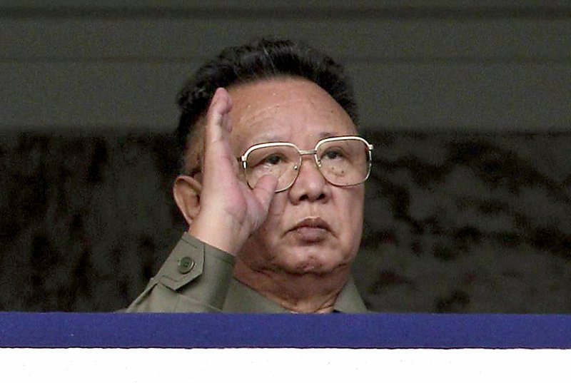 North Korea mourns Kim Jong Il; son is ‘successor’