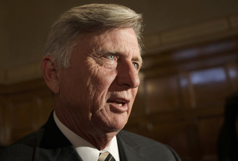 Arkansas Gov. Mike Beebe : DANNY JOHNSTON / AP