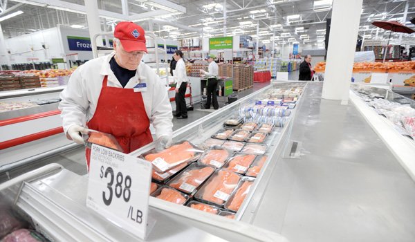 Earnings Tied To Holidays | Northwest Arkansas Democrat-Gazette