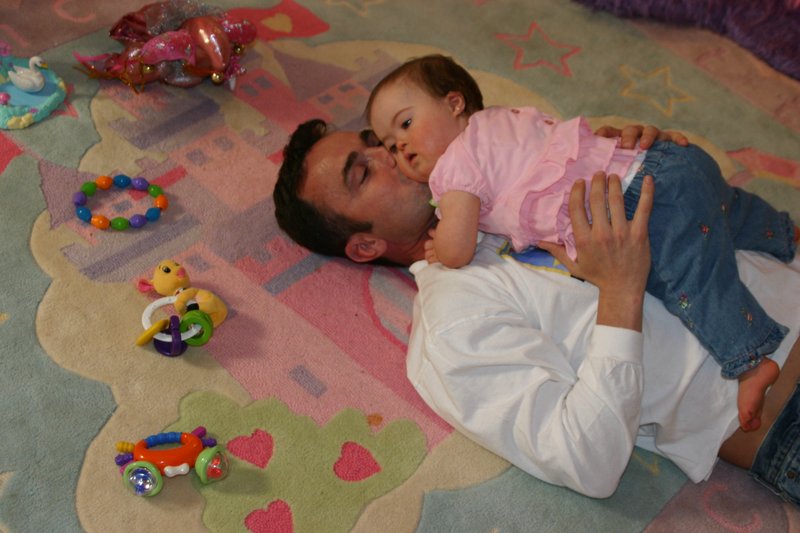 Heath White and his daughter, Paisley, before he 2008 LR Marathon.