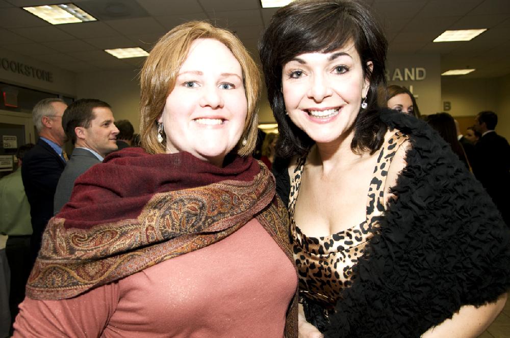 Arkansas Democrat-Gazette/CARY JENKINS
Rachel Dranoff and Lisa Fischer who served as the evenings master of ceremonies