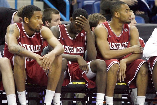 WholeHogSports - Arkansas women's basketball team completes sweep