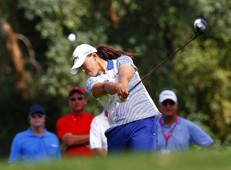 Amy Yang shot a 6-under-par 66 on Thursday at the Kraft Nabisco Championship in Rancho Mirage, Calif., and leads by one stroke heading into the second round. 