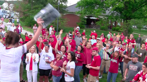 Petrino supporters at a rally Monday.