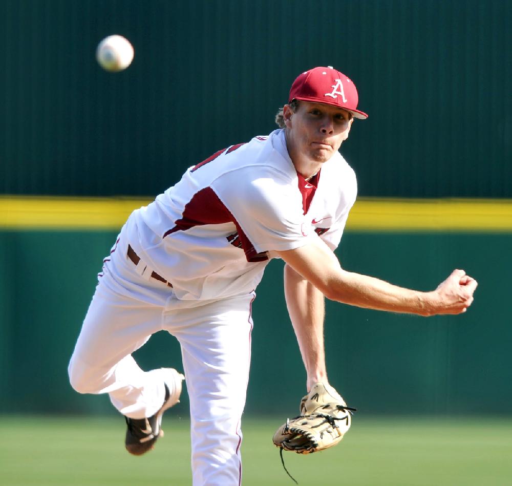 WholeHogSports - Stanek yields to Baxendale