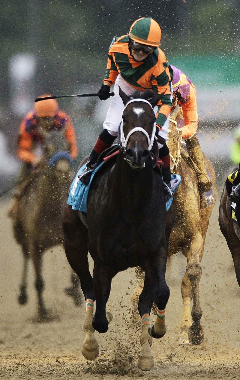 Female jockey wins filly race