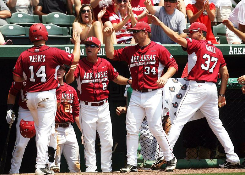 Hogs hit Gamecocks back | Whole Hog Sports