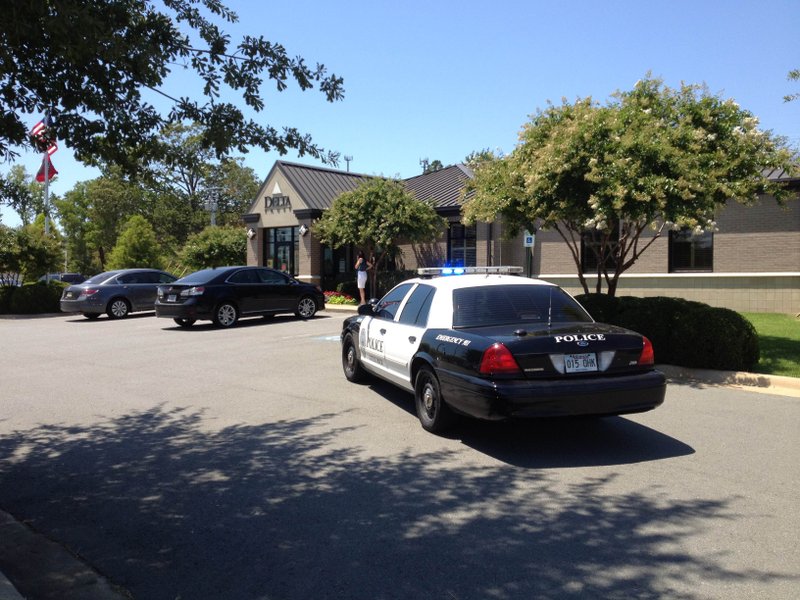 VIDEO Delta Trust In LR Robbed
