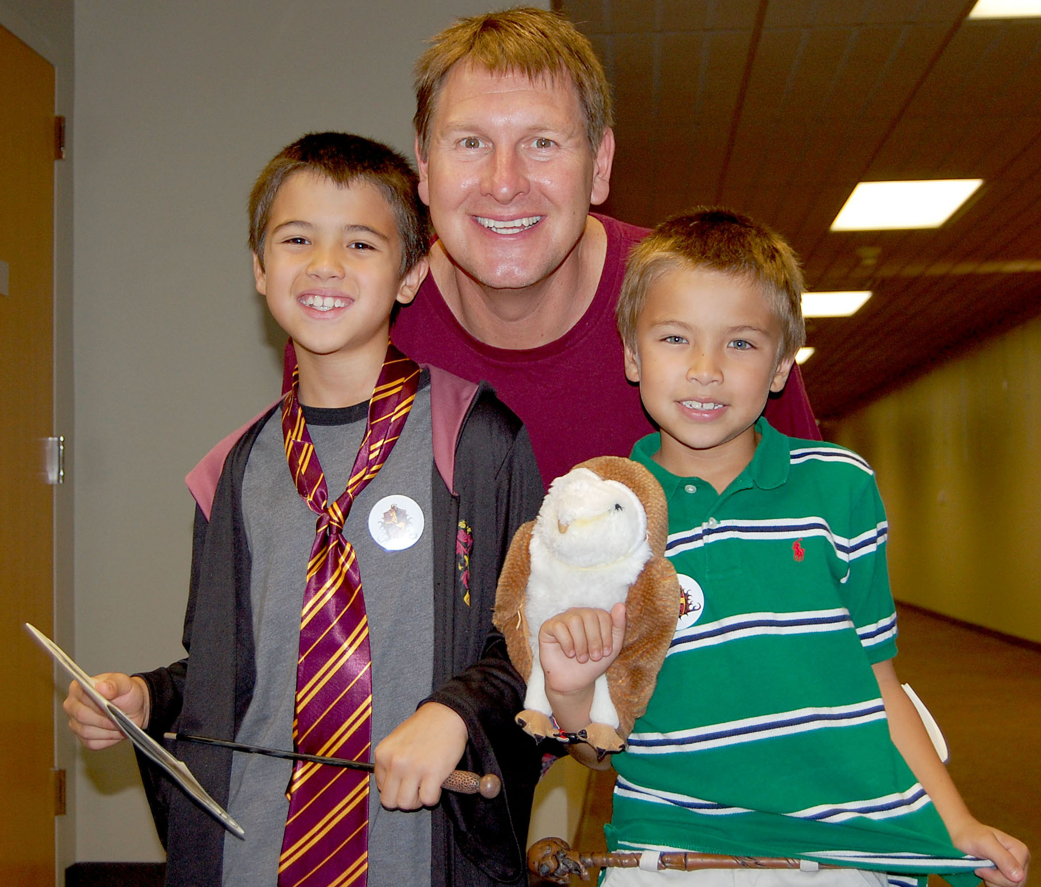 Jerry Wild with his sons Grant (as Harry Potter) and Austin.