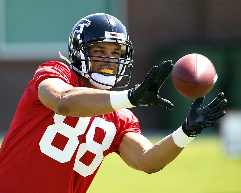 Atlanta Falcons tight end Tony Gonzalez said he’s 95 percent sure this season will be his last in the NFL, but that he’s learned “to never say never.” 