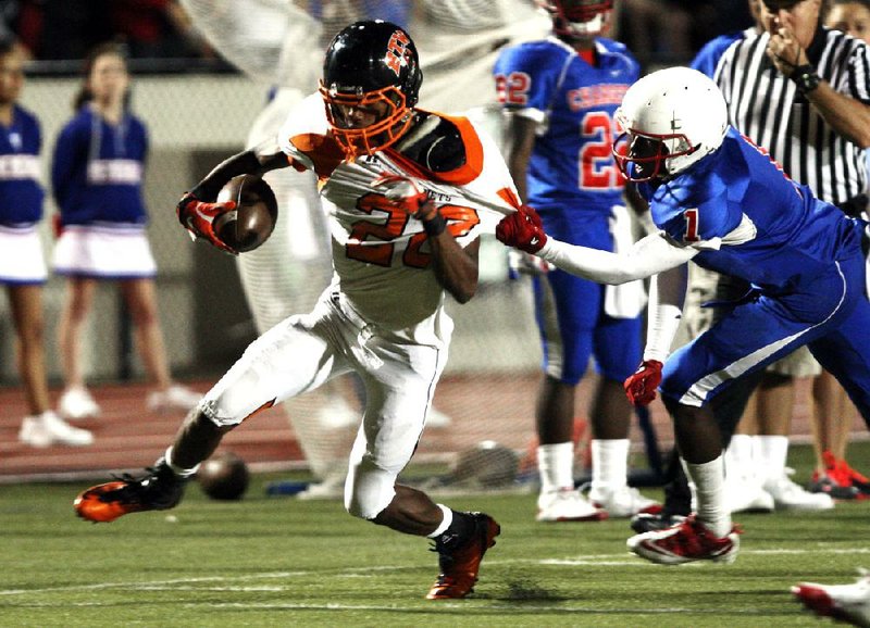 Arkansas cornerback Jared Collins (left) chose the Razorbacks over an offer from Tulsa, but also had interest from Kansas, Oklahoma and Oklahoma State. 