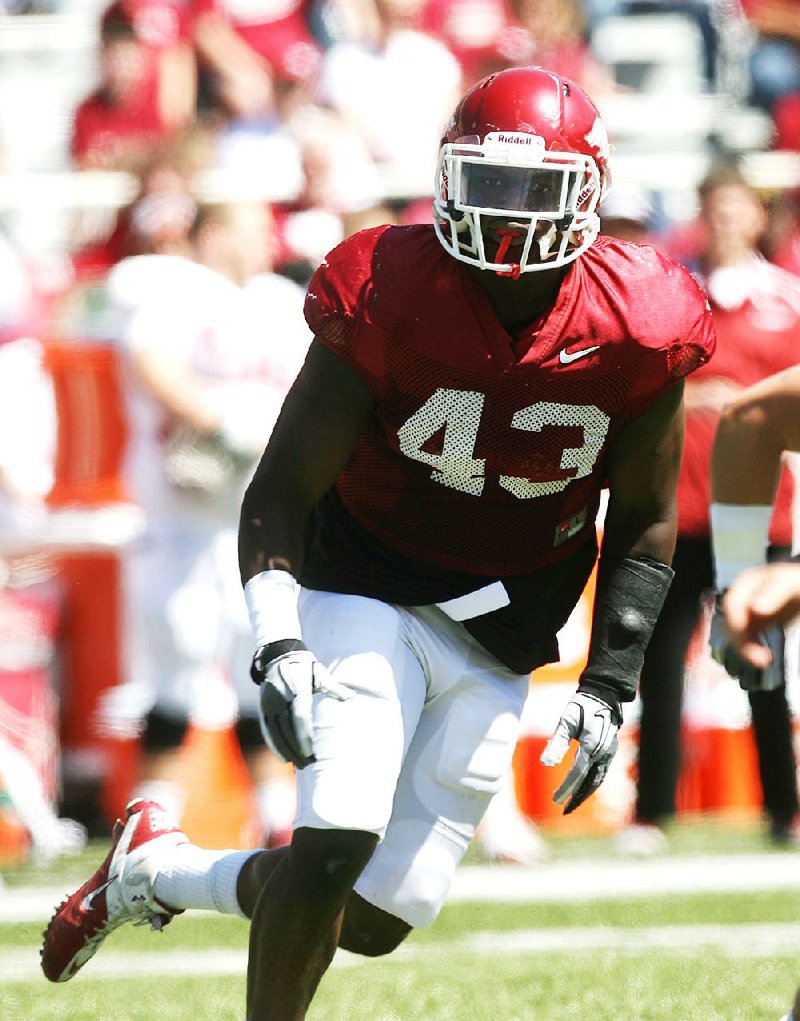 The Arkansas Razorbacks have a lighter schedule to start the year compared to Alabama before the two teams meet, which gives linebacker Tenarius Wright and other injured defenders an opportunity to avoid coming back too fast. 