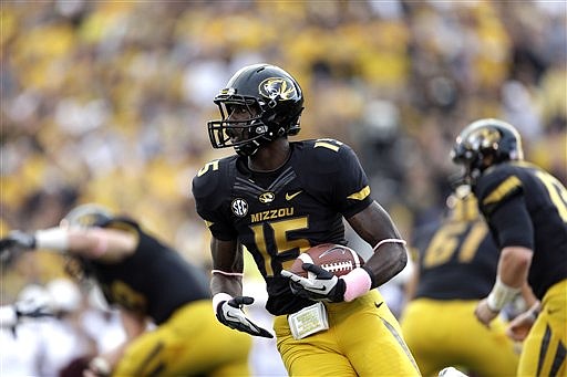 Missouri wide receiver Dorial Green-Beckham carries the ball during the first quarter of an NCAA college football game against Arizona State Saturday, Sept. 15, 2012, in Columbia, Mo. (AP Photo/Jeff Roberson)