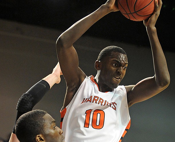 Little Rock Hall's Bobby Portis, rated one of the nation's top players, will sign with Arkansas on Friday. 