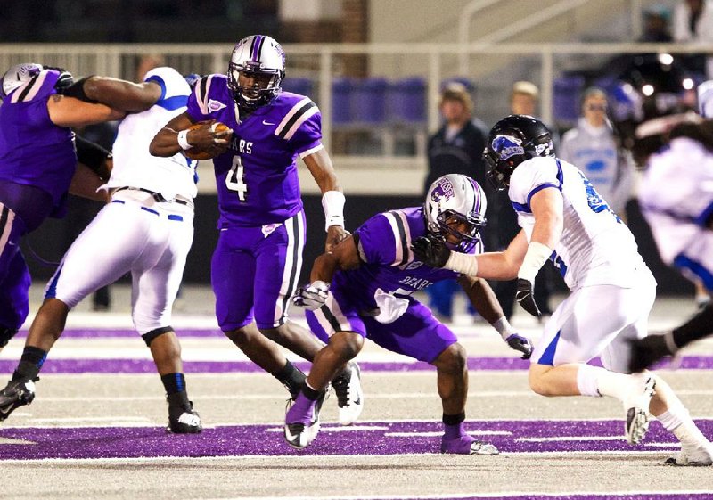 Central Arkansas quarterback Wynrick Smothers passed for 2,852 yards with 31 touchdowns and 9 interceptions, leading the Bears to a Southland Conference title. 