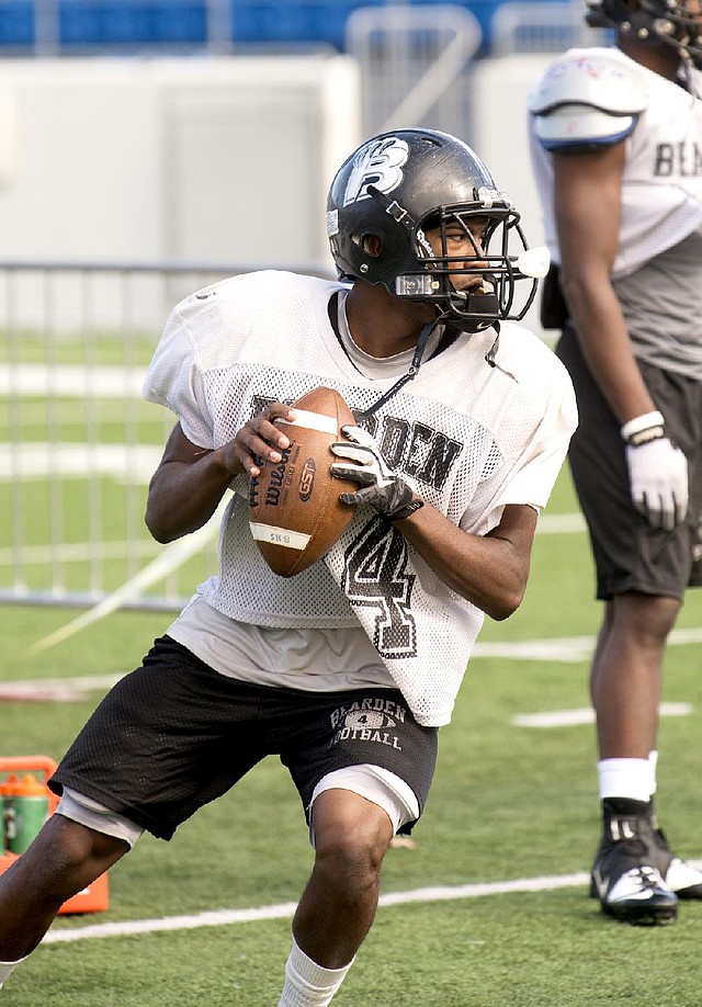 Bearden quarterback Jamond Young is the Bears’ leading rusher this season with 597 yards and nine touchdowns. 