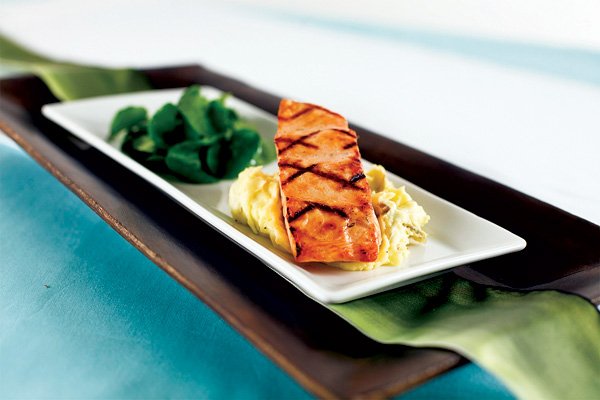 The Atlantic salmon is one of the menu items at Houlihan’s in Rogers. 