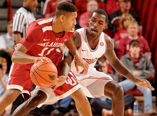 Mardracus Wade, pictured during Arkansas' Dec. 4 game against Oklahoma, has struggled with his shot this season. 