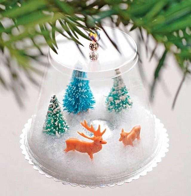 Spoonful.com is one of several websites with ideas for crafts and activities for Christmas, including how to make homemade Christmas ornaments.