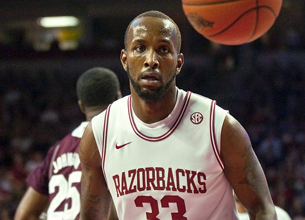 Arkansas' Marshawn Powell (33) watches the ball after a dunk during the first half of an NCAA college basketball game against Mississippi State in Fayetteville, Ark., Wednesday, Jan. 23, 2013. Arkansas won 96-70. (AP Photo/April L. Brown)