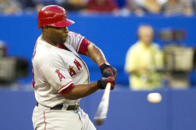 Torii Hunter, who won nine consecutive Gold Gloves as a center fielder, will be in right field for Detroit this season and joining the Tigers’ powerful lineup. 