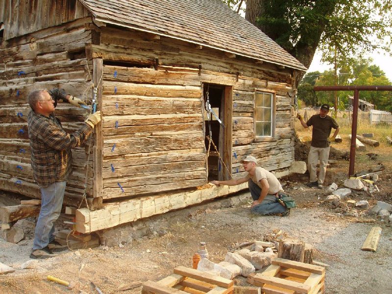 Joe Gallagher of Boise, Idaho, will lead a workshop March 4-8 at the Historic Arkansas Museum in Little Rock. Students will study the design, construction, maintenance and repair of log structures. 