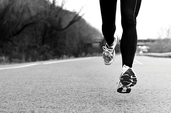 Runners earn their Super Bowl snacks at Geneva 5K