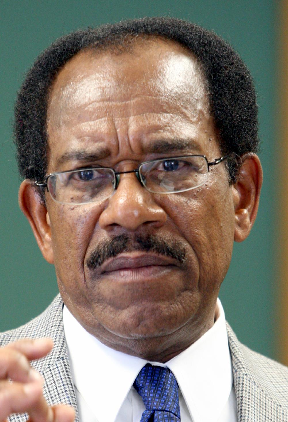 5/17/11
Arkansas Democrat-Gazette/STEPHEN B. THORNTON
Little Rock School District Superintendent Dr. Morris Holmes speaks during a press conference at school headquarters Tuesday afternoon in Little Rock.