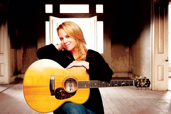 Mary Chapin Carpenter will perform with Shawn Colvin Saturday at the Walton Arts Center. 
