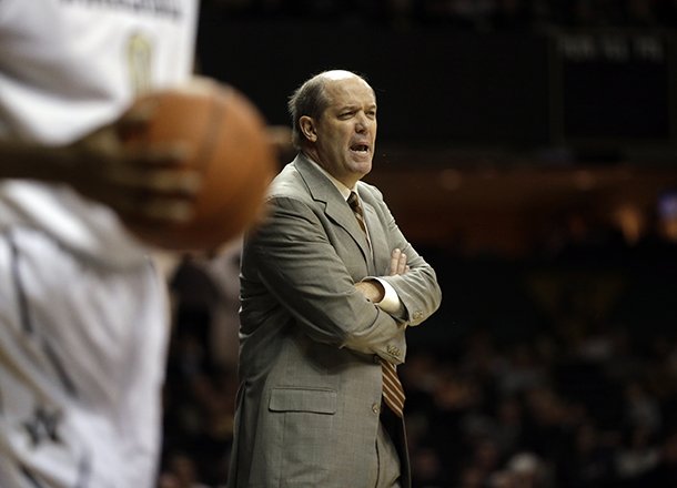 Vanderbilt head coach Kevin Stallings watches his team in the first half of an NCAA college basketball game against South Carolina on Saturday, March 9, 2013, in Nashville, Tenn. (AP Photo/Mark Humphrey)