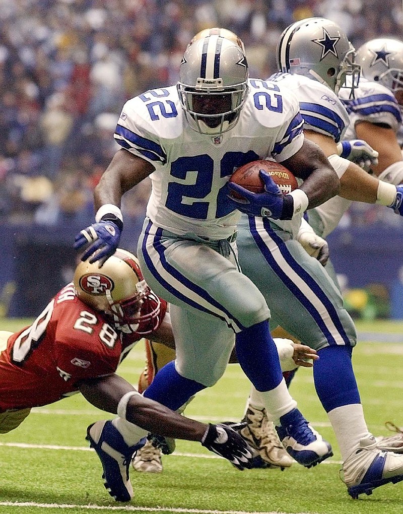 Hall of Fame running back Emmitt Smith is not crazy about a proposed rule that would prevent running backs from lowering their helmets to run over defenders. 