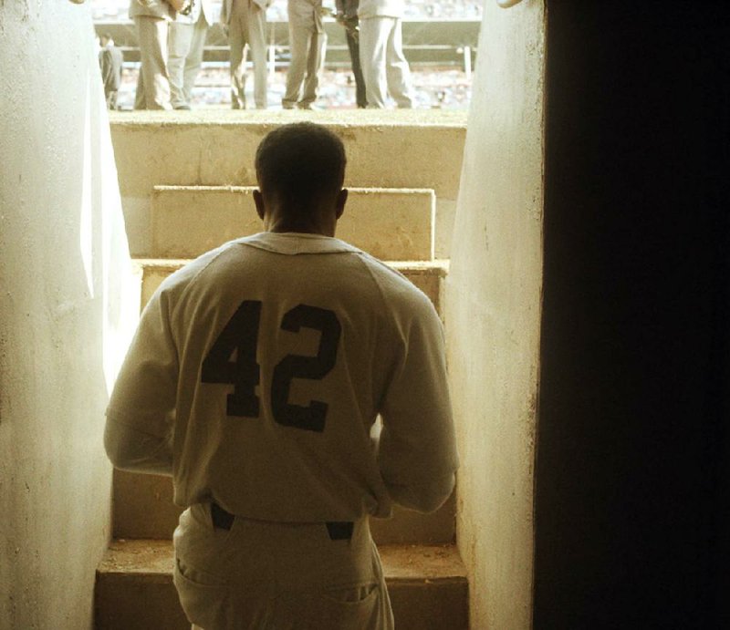 Brian Helgeland’s 42 focuses on Jackie Robinson’s groundbreaking 1947 season, in which he became the fi rst black player in modern major league baseball. 