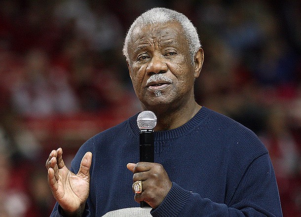 Nolan Richardson speaks to a crowd at Bud Walton Arena in Feb. 2012. 