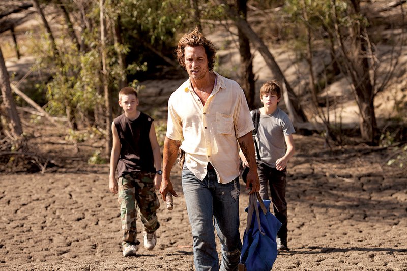 Neckbone (Jacob Lofland), Mud (Matthew McConaughey) and Ellis (Tye Sheridan) are all working through various daddy issues in Jeff Nichols’ rich and dense family movie Mud. 