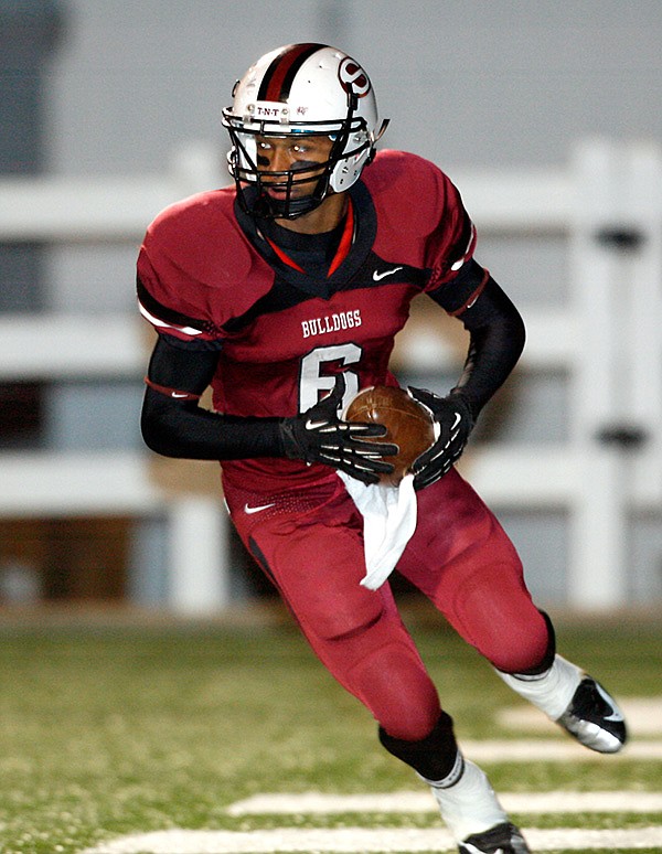 Deandre Murray, a Springdale High running back, broke onto the scene as a junior, rushing for 1,443 yards and 17 touchdowns in his first season with the Bulldogs. 