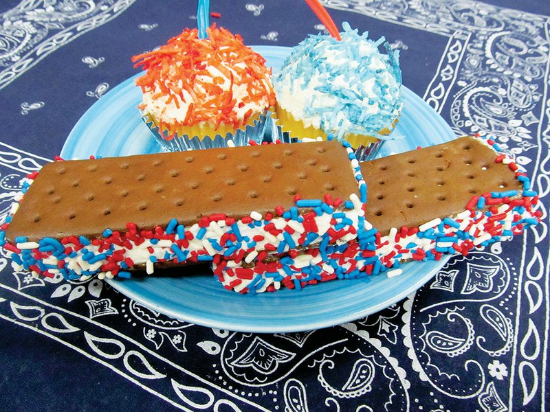 Add pop to Memorial Day picnics with patriotic Star-Spangled Sandwiches and Firecracker Cupcakes. These treats are easy to make and fun to eat.