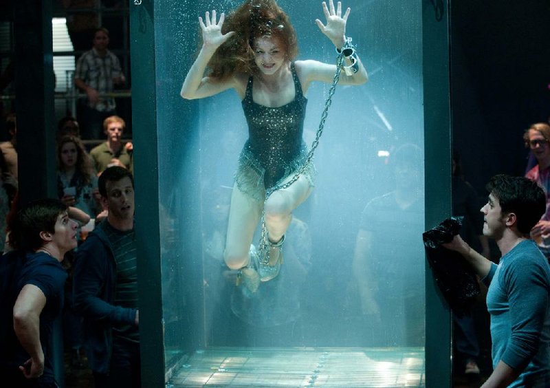 Henley Reeves (Isla Fisher) is an escape artist working with some anti-capitalistic illusionists in Now You See Me. 