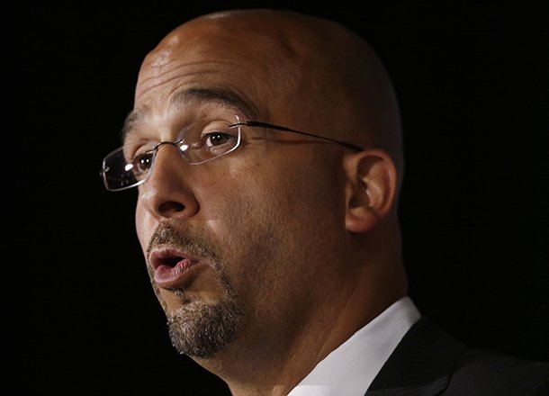 Vanderbilt coach James Franklin talks with reporters during the Southeastern Conference football Media Days in Hoover, Ala., Thursday, July 18, 2013. (AP Photo/Dave Martin)