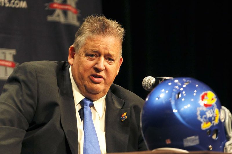 Kansas Coach Charlie Weis’ recruiting pitch asked recruits to “look at that pile of crap out there,” referring to the 2012 Jayhawks, who went 1-11 and didn’t win a game in the Big 12 Conference. 