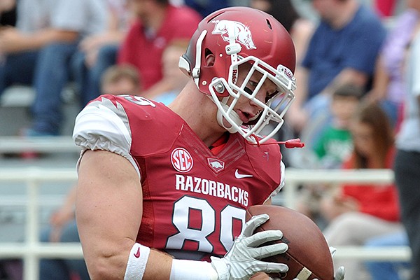 Mitchell Loewen was Arkansas' first team tight end following spring practices. 